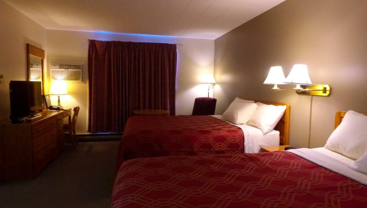 Econo Lodge Inn&Suites Saint John Exterior foto