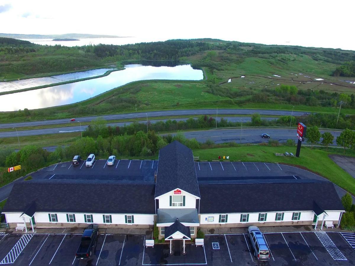 Econo Lodge Inn&Suites Saint John Exterior foto